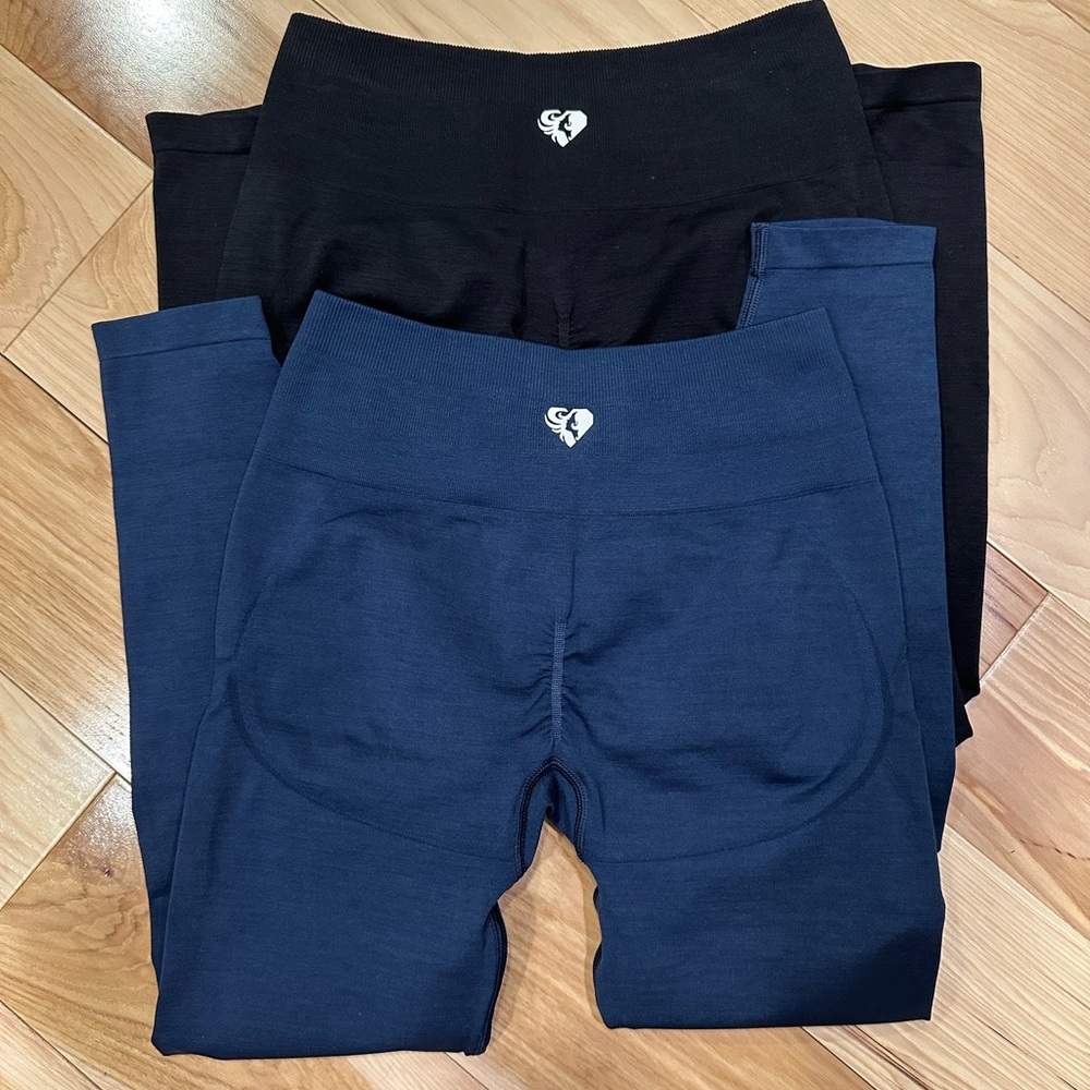 Women’s Best define scrunch seamless leggings 7/8 length - sapphire blue black